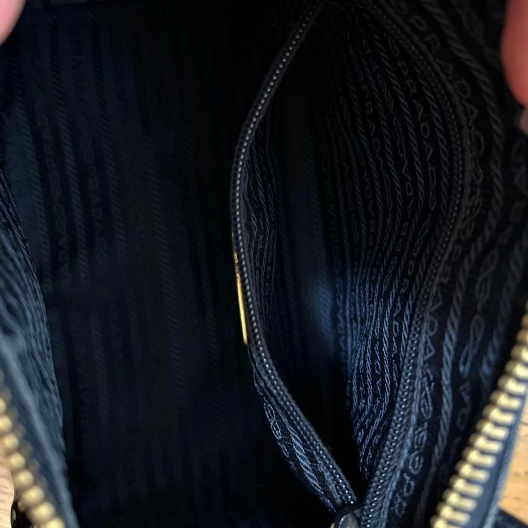 PRADA ハンドバッグ　ネイビー
