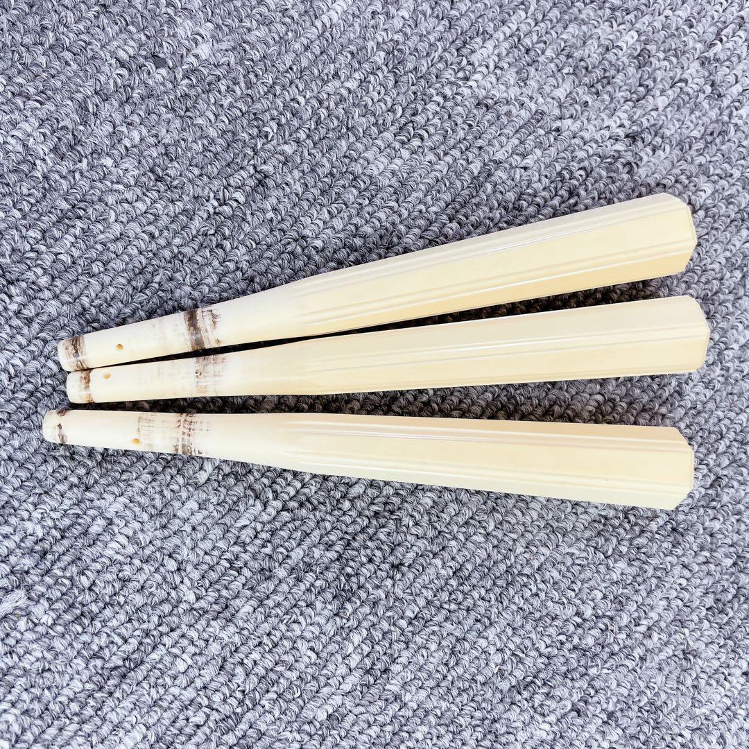 三味線 佳四郎 在銘 トチ入り紅木 金細 綾杉彫り胴 細棹 1本溝 桐箱 和楽器