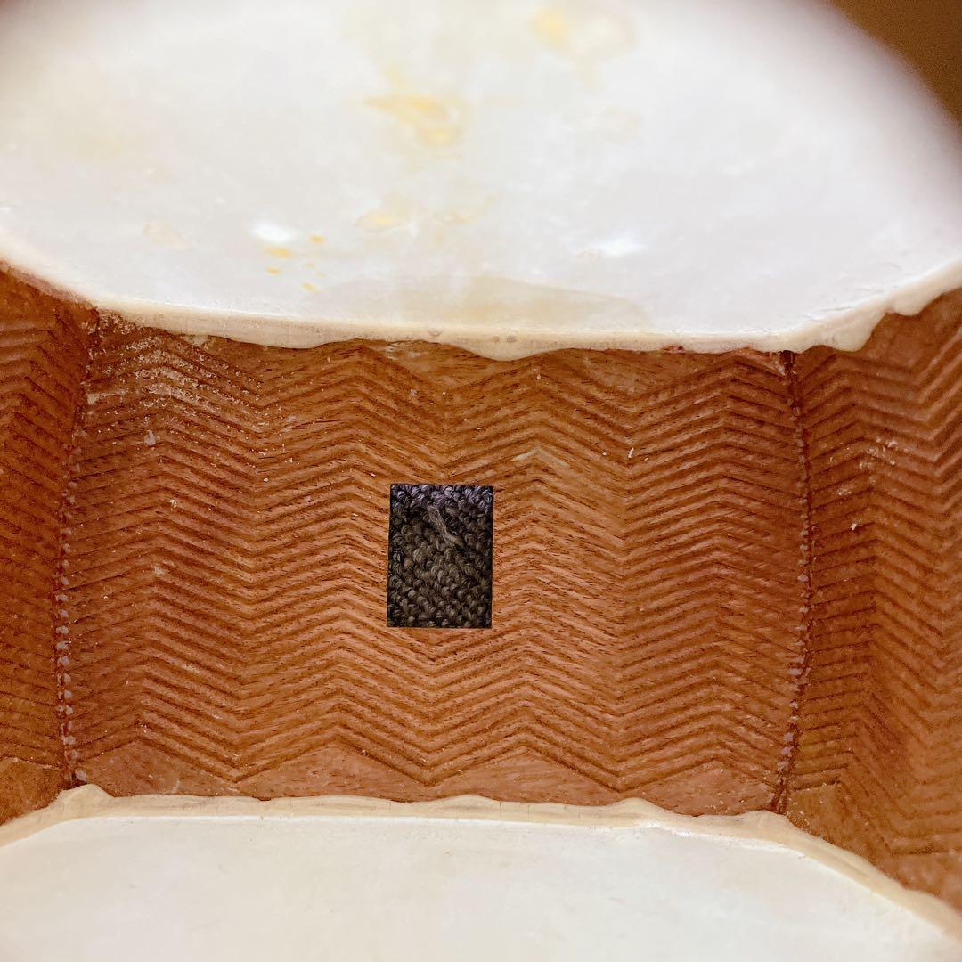 三味線 佳四郎 在銘 トチ入り紅木 金細 綾杉彫り胴 細棹 1本溝 桐箱 和楽器