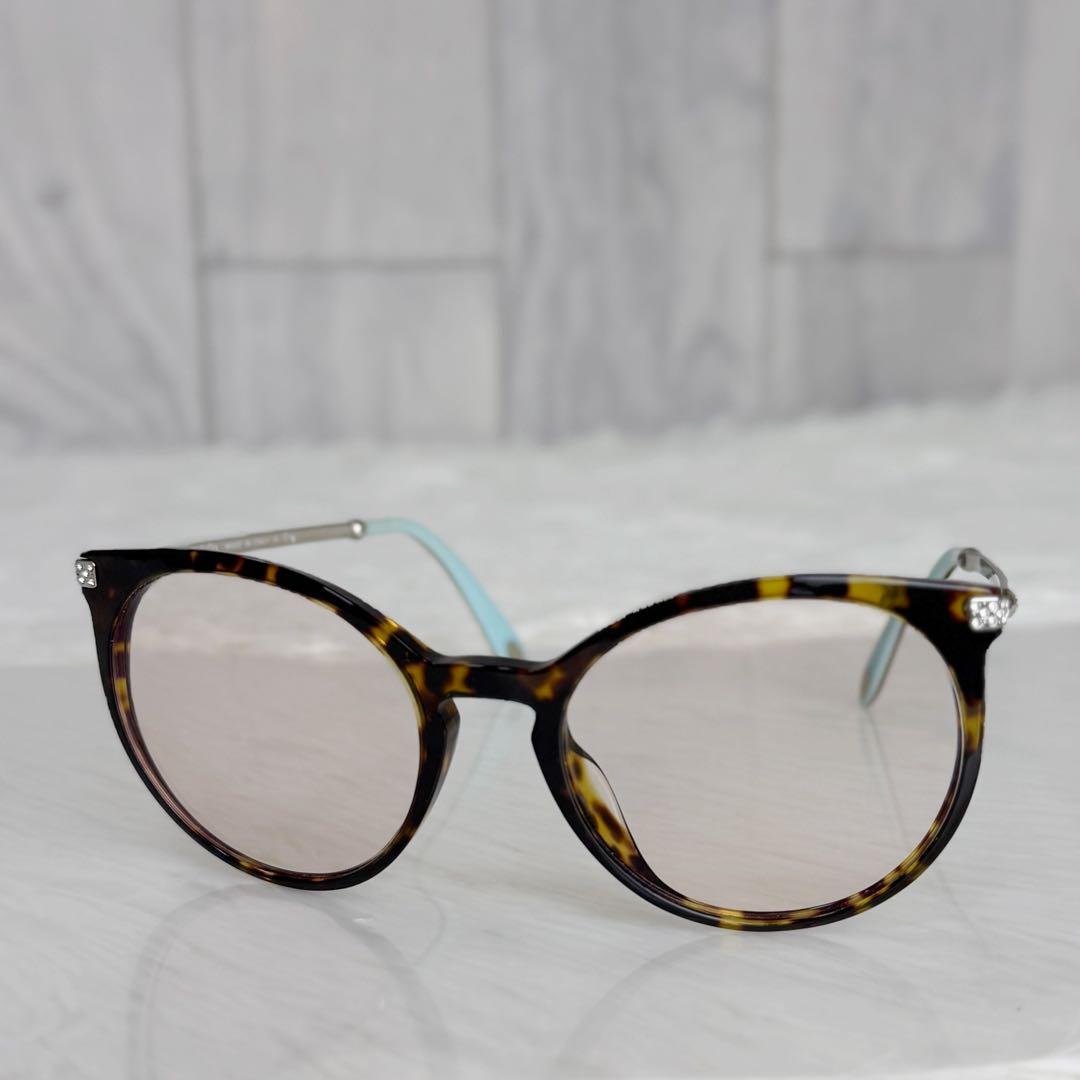 人気♡ケース♡クロス付♡TIFFANY ティファニー ブランドロゴ サングラス