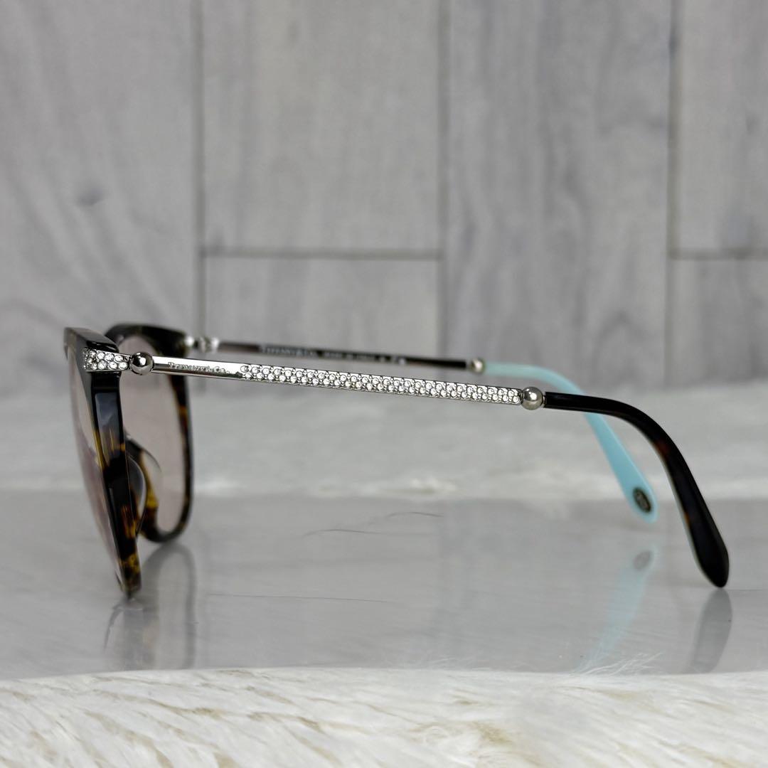 人気♡ケース♡クロス付♡TIFFANY ティファニー ブランドロゴ サングラス