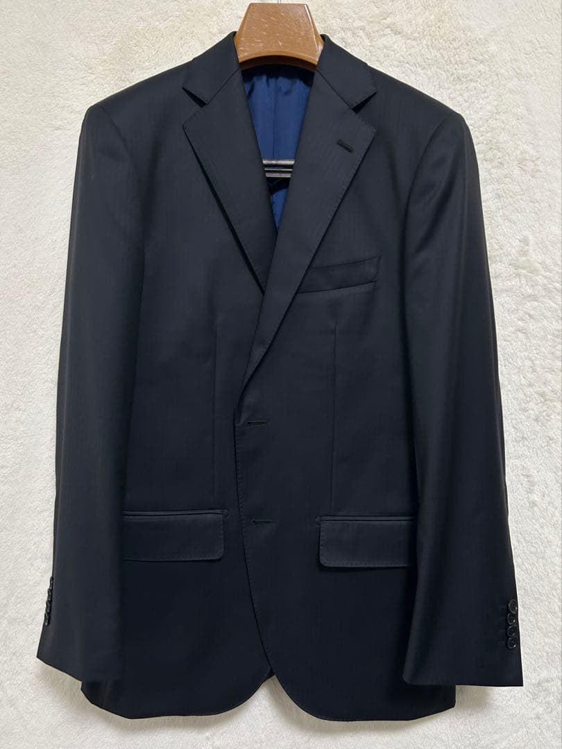 【新品】ロロピアーナ生地 メンズ スーツ AB6 LL 濃紺 シャドーヘリンボン