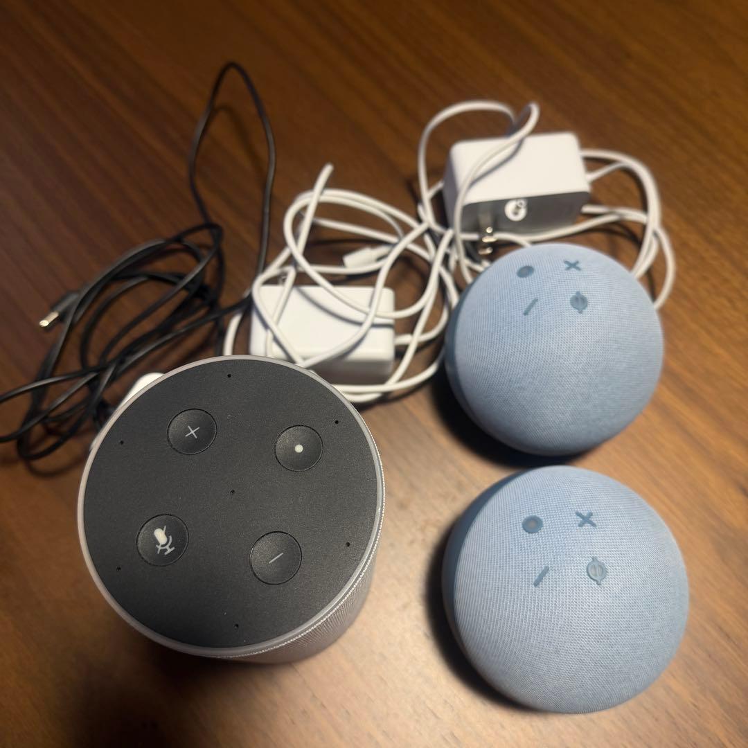 Amazon Echo Dot (第4世代) ２台とEcho 第2世代1台の3台
