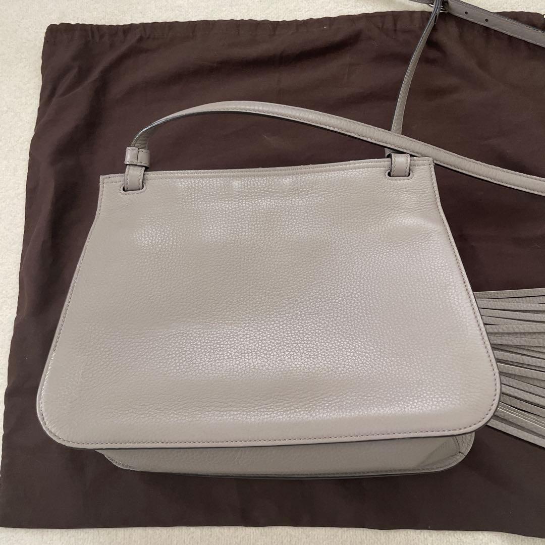 GUCCIの使い勝手の良い肩掛けバック 美品