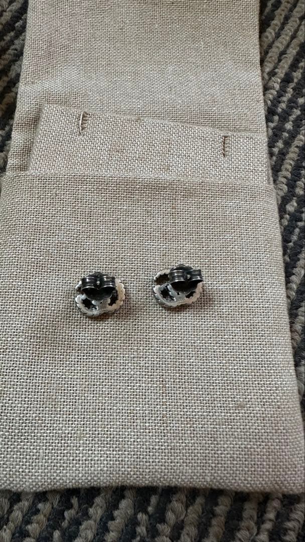 星野源プロフ推奨GUCCI グッチ GG マーモント ダブルG ピアス