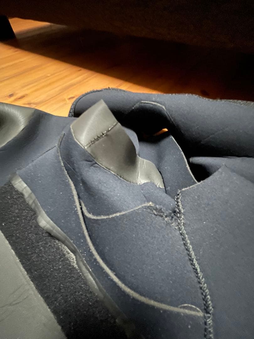 BILABONG(ビラボン)5×3mm セミドライ メンズXL相当