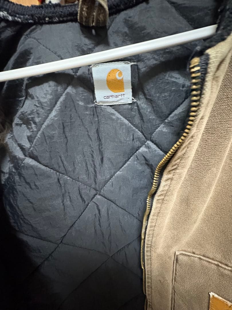 Carhartt ブラウン キルティングベスト