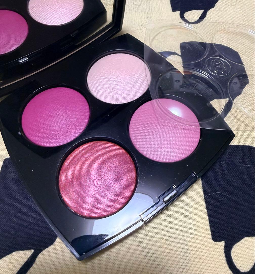 CHANEL ルージュ　ヌワール　コンフィダンス アイシャドウ　チーク