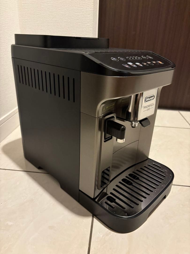 美品✨ マグニフィカ イーヴォ ECAM29081TBエスプレッソマシン