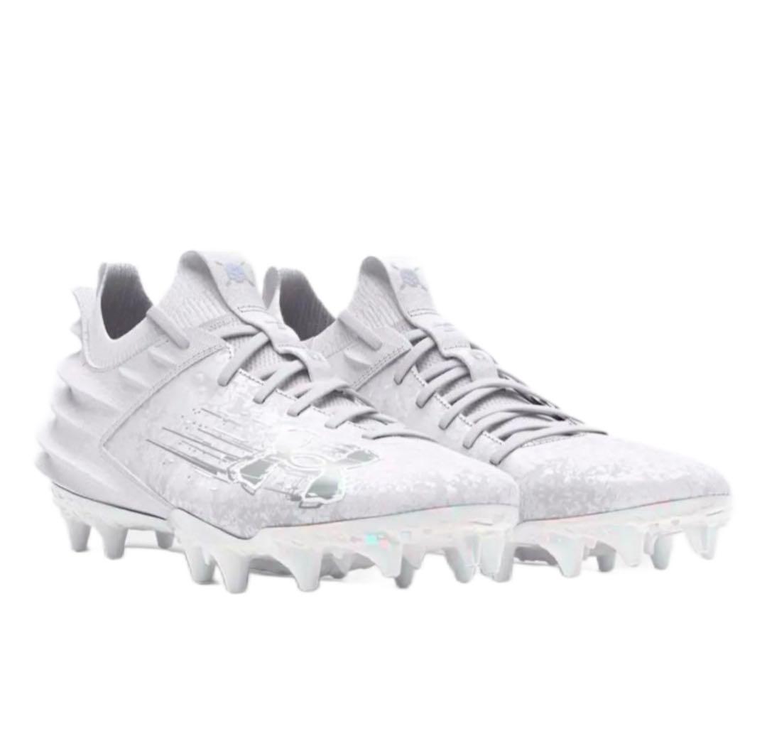 アンダーアーマー 27 アメフト スパイク シューズ 白 靴 クリート