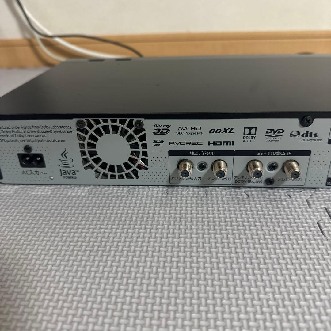 Panasonic ブルーレイ　通電確認済み　ジャンク