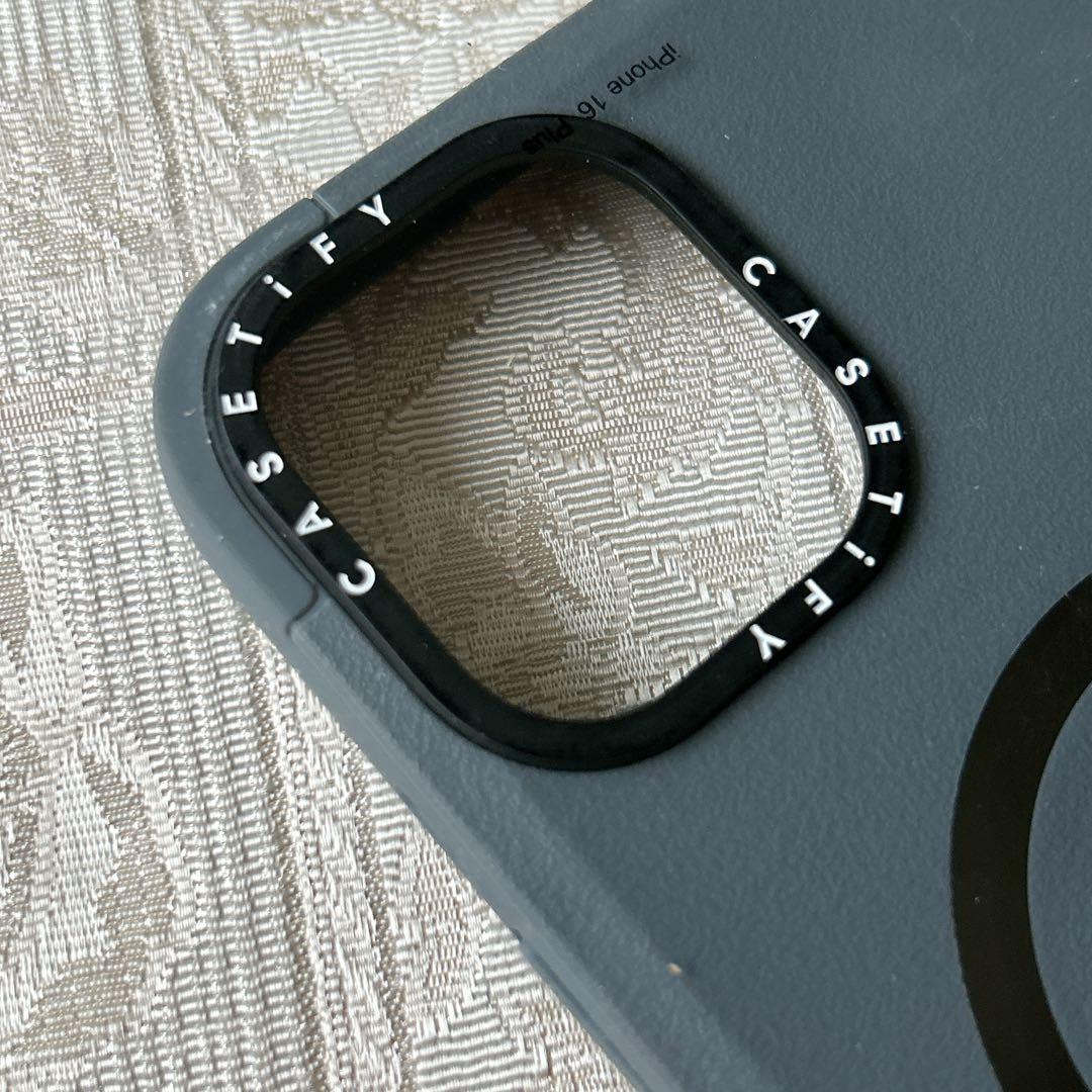 CASETiFY フォースケース iPhone 16 Plus グレー