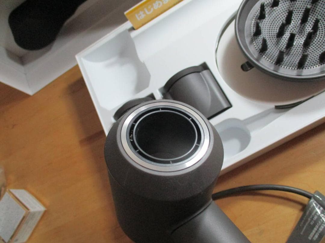 ダイソン　ヘアドライヤー　スーパーソニック　HD01　動作確認済み　美品