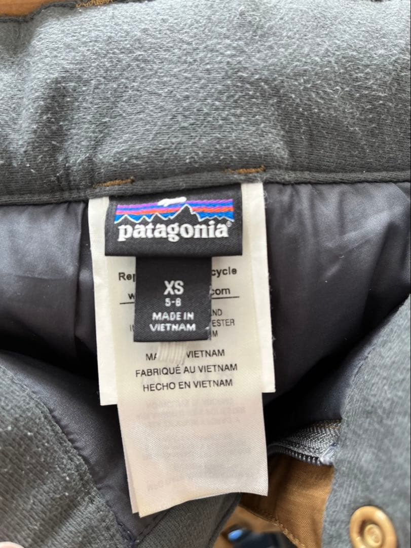 お値下げ⭐︎patagonia 子ども用スノーボードウェア上下セット