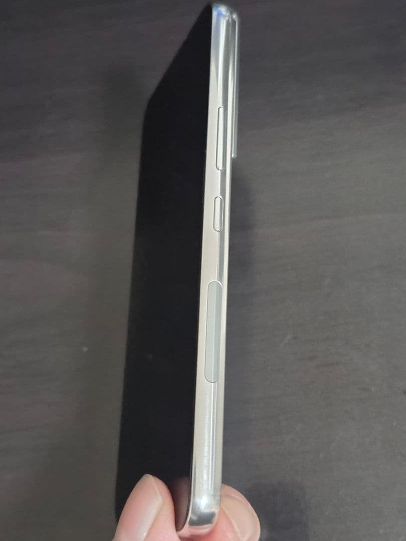 Samsung Galaxy S22 ホワイト ケース付き