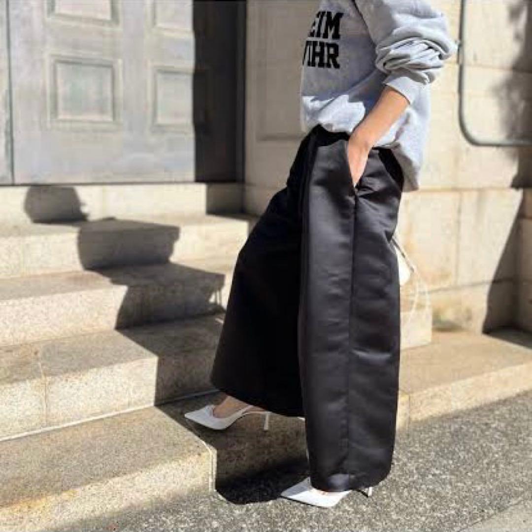 heve サテンフレアガウチョパンツ　ブラック　36