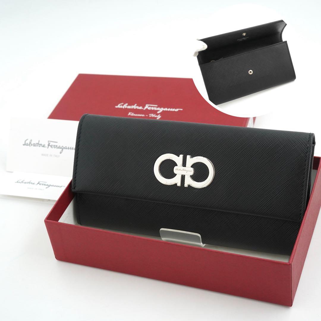 ✨未使用展示品・箱付き✨　Ferragamo 長財布　Wガンチーニ　ガンチーニ