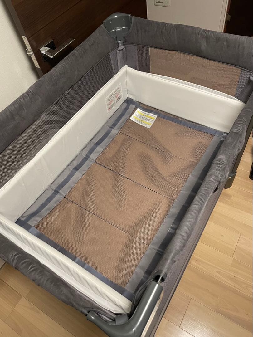 アップリカ ココネルエアープラスAB グレー