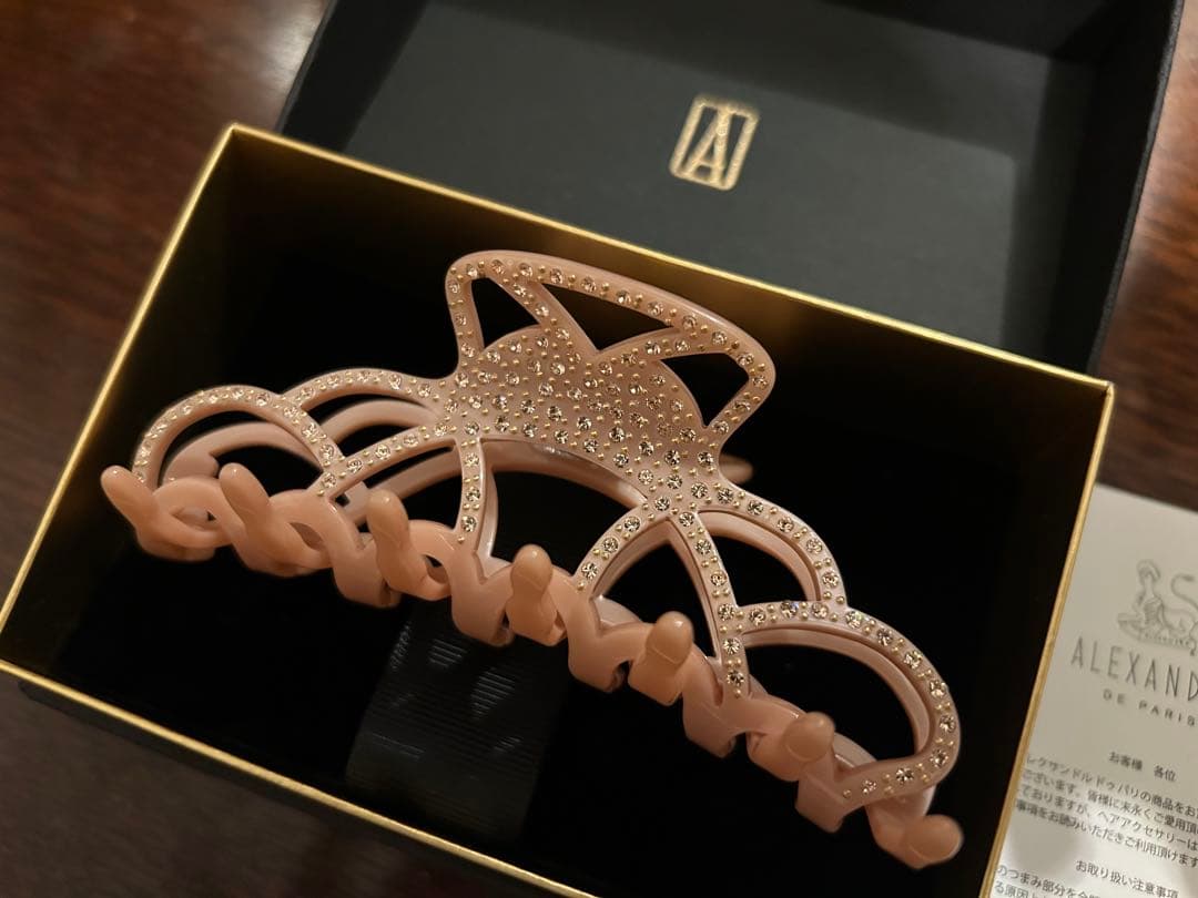 アレクサンドルドゥパリ スワロフスキークリップ 限定デザイン