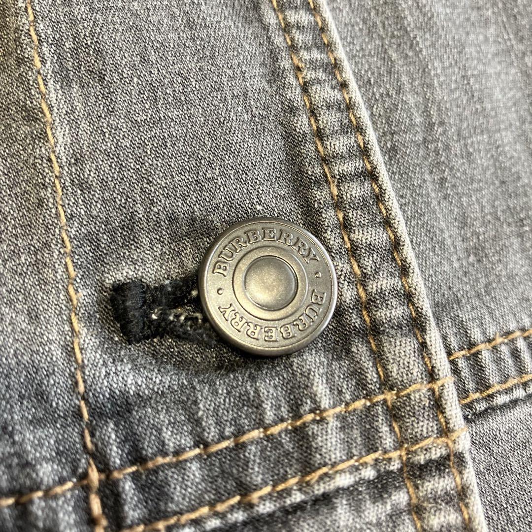 バーバリーロンドン ノーカラー デニムジャケット ノバチェック ロゴ刻印ボタン