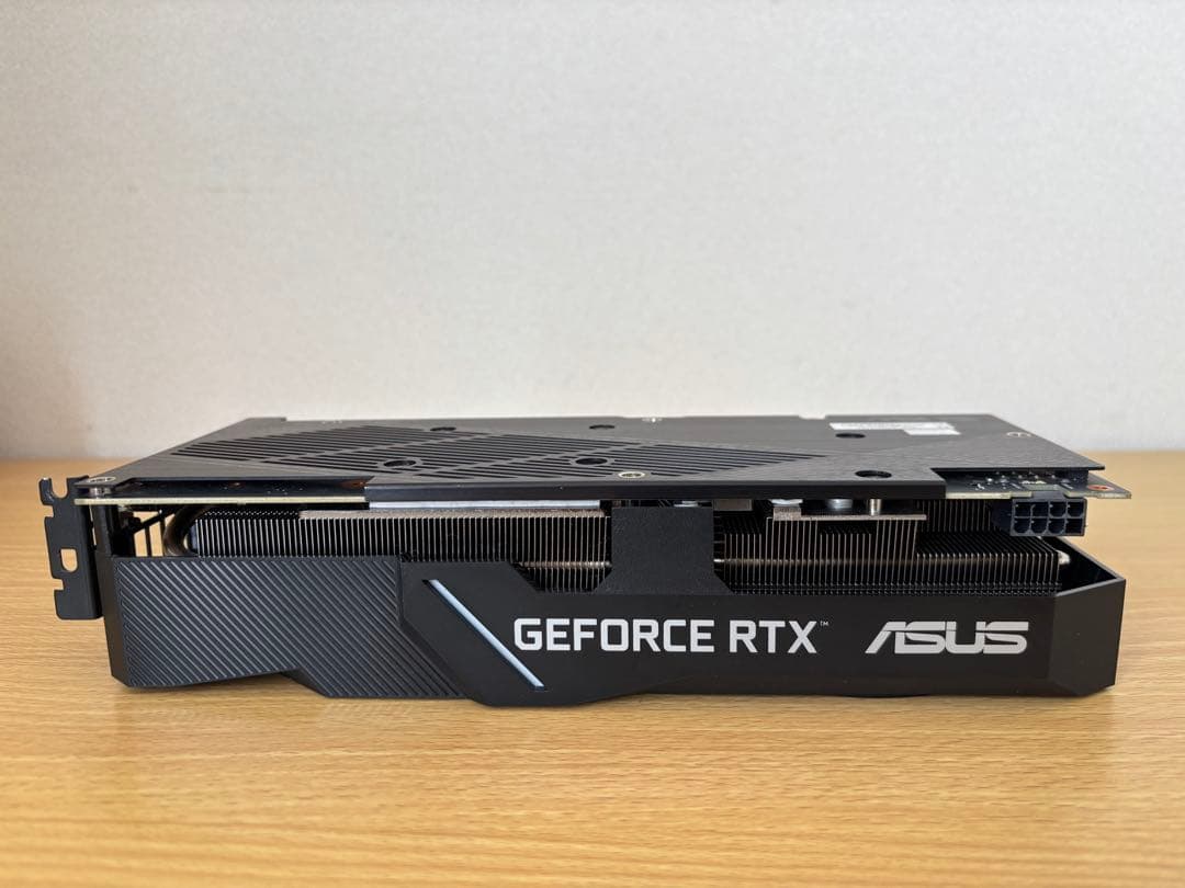 グラフィックボード・グラボ・ビデオカード ASUS GEFORCE RTX 2060 Super 8GB