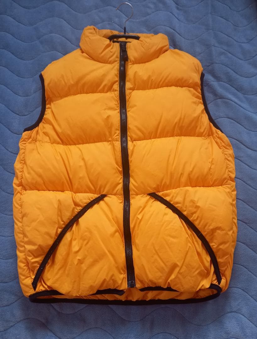 k*k様 O*N様 FEATHERED FRIENDSダウンベスト*イエローSサ
