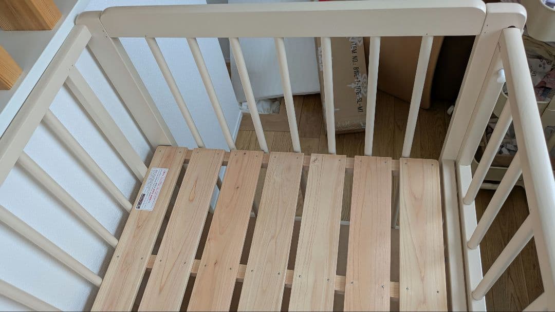 キンタロー社（日本製）ポムヌーベル（ホワイト、すのこ床板）