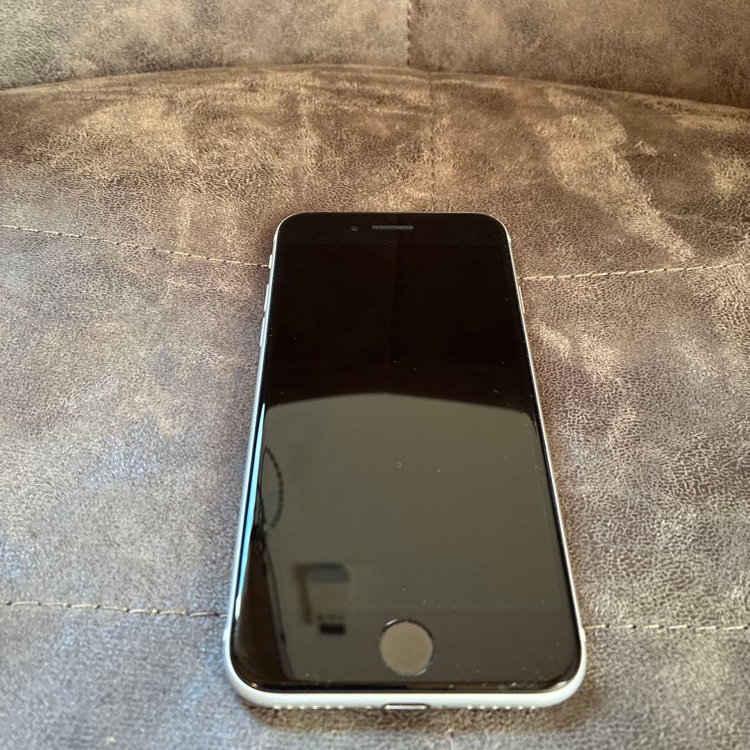 Apple iPhone SE 第二世代 128GB SIMフリー ホワイト