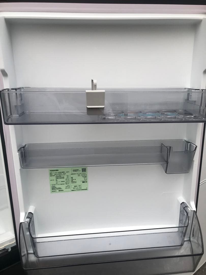 東芝ノンフロン冷凍冷蔵庫 GR-U33SC 2023年製