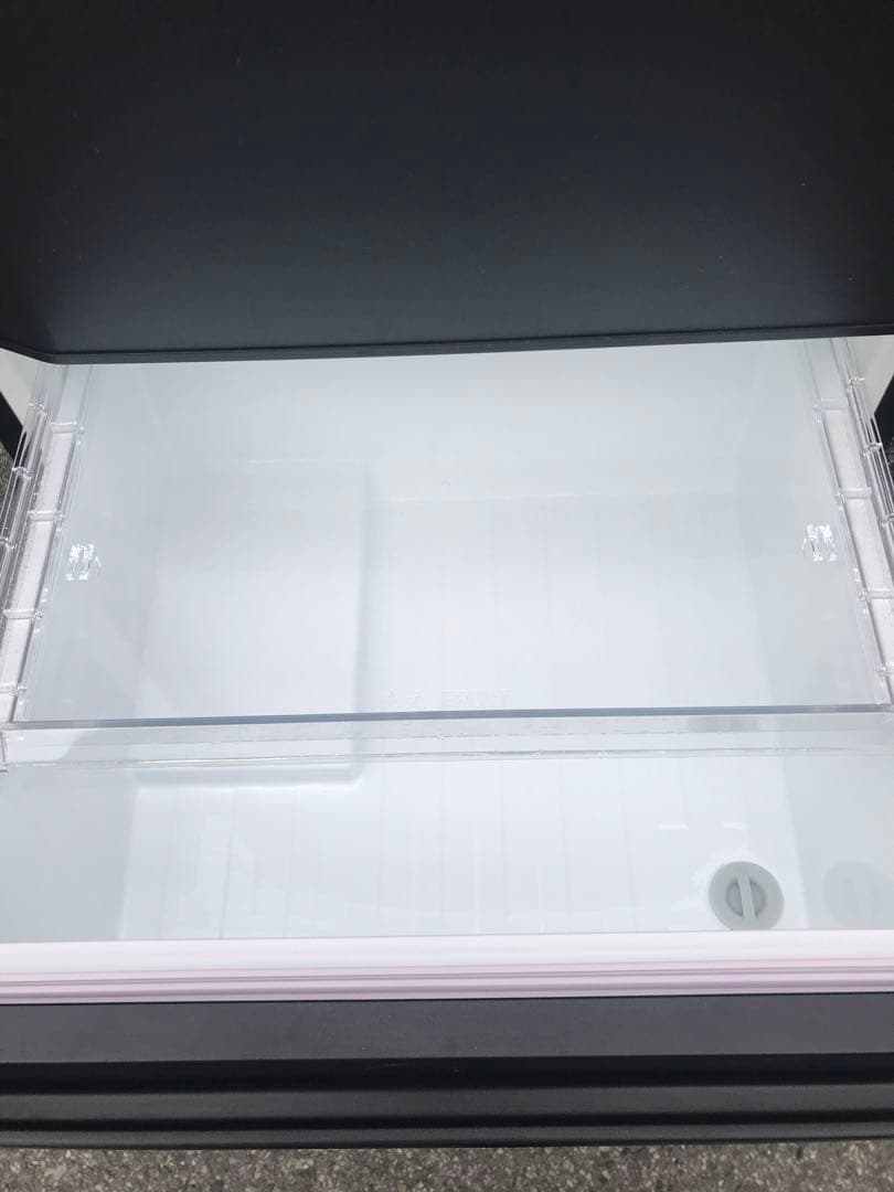 東芝ノンフロン冷凍冷蔵庫 GR-U33SC 2023年製