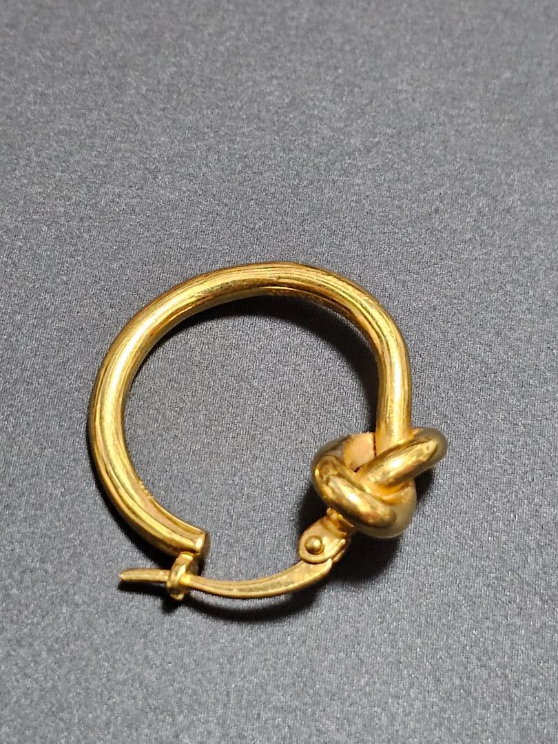 CELINE ノットデザイン フープピアス