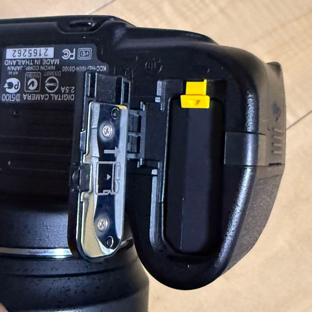 【訳あり】Nikon D5100 デジタル一眼レフカメラ