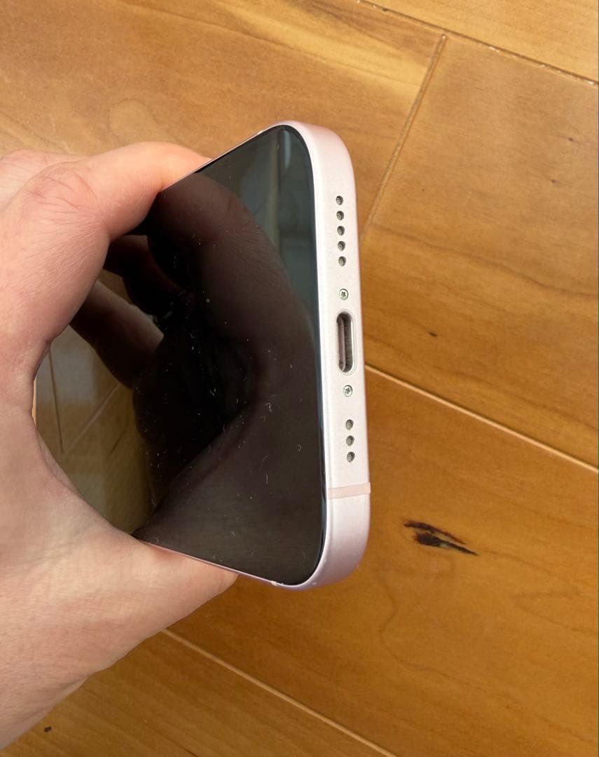 【美品】Apple iPhone 15 128GB ピンク　本体