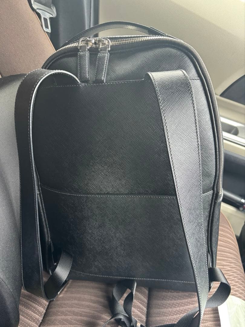 セール中 PRADA プラダ リュック サフィアーノレザー RFID認証済 黒