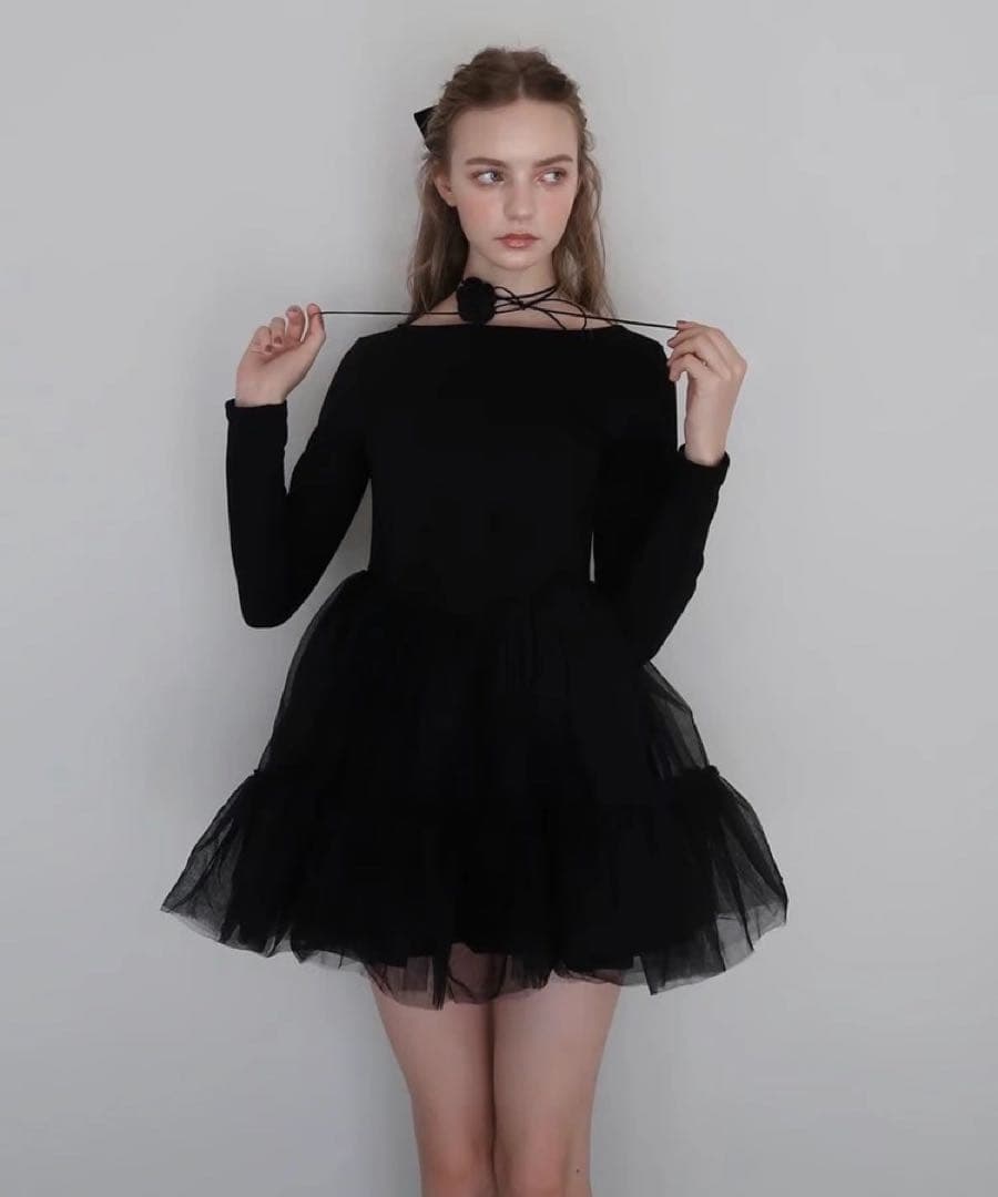 treat urself ワンピース 黒