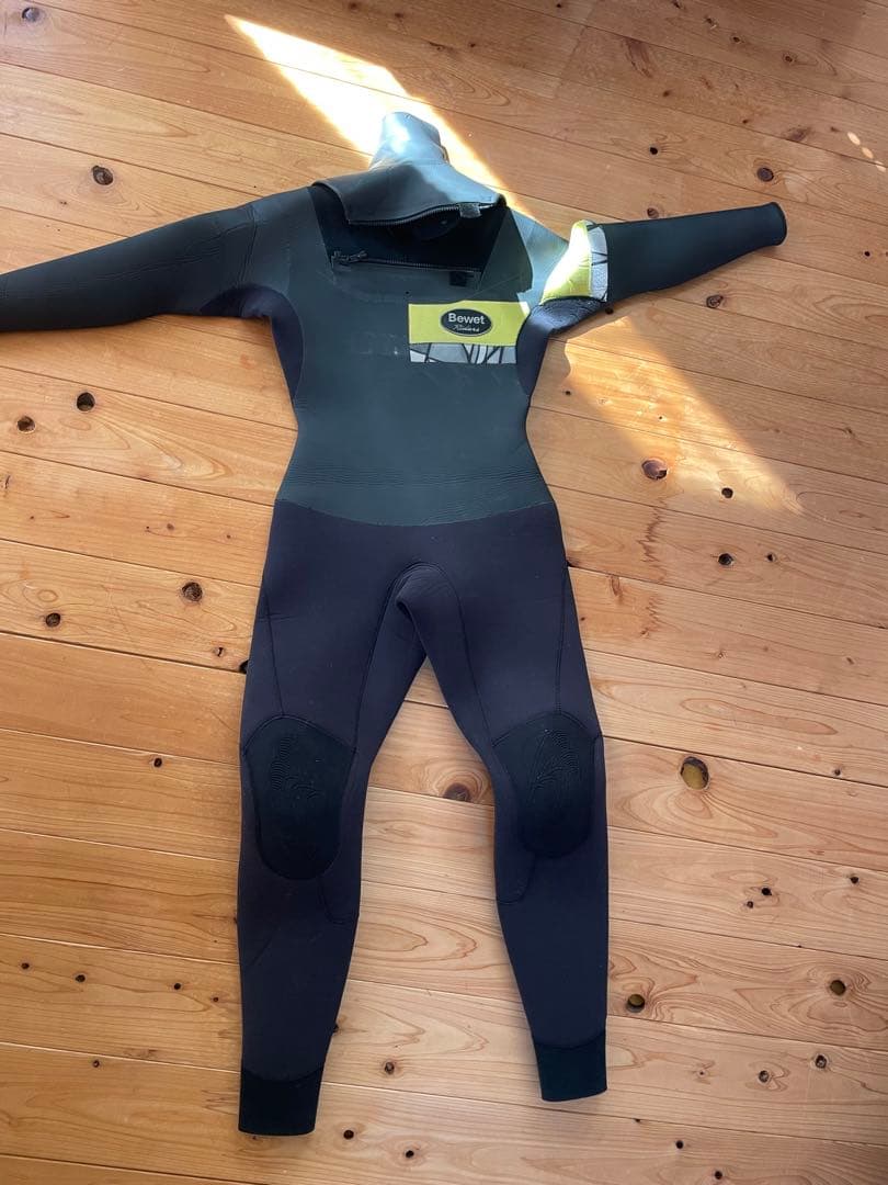 【早い者勝ち】Bewet レディース 145cm 40kg XS程度 セミドライ