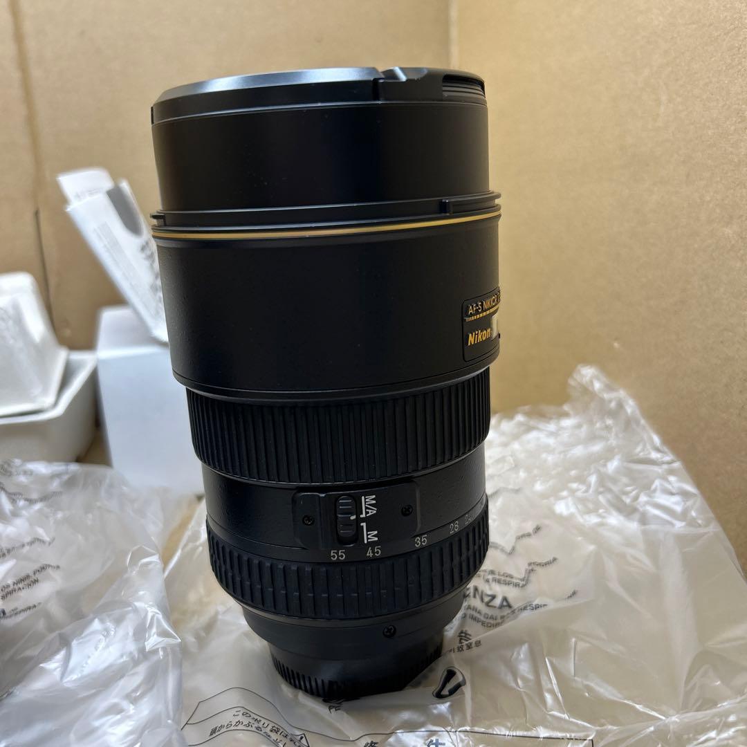 Nikon ニコン AF-S DX 17-55mm F2.8G IF-ED