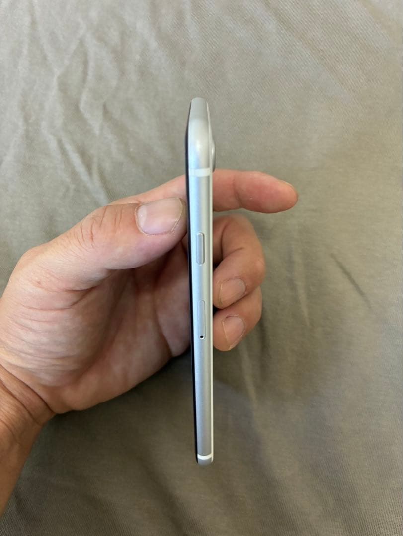 S*）様 iPhone Apple ホワイト　ソフトバンク