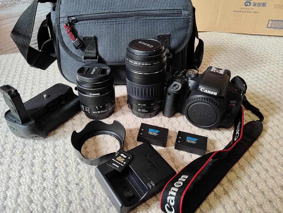 Ｃａｎｏｎ　ＥＯＳ　Ｋｉｓｓ　Ｘ９ｉ　　デジタル一眼レフ　ボディ　レンズセット