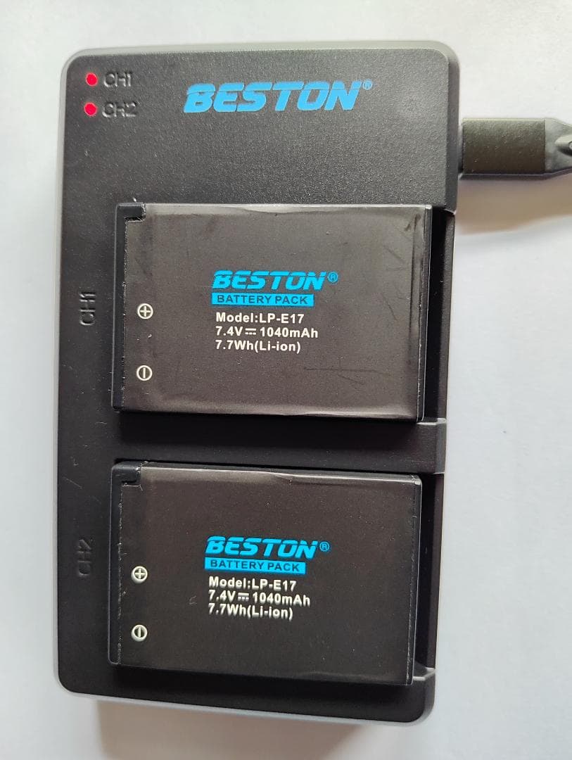 Ｃａｎｏｎ　ＥＯＳ　Ｋｉｓｓ　Ｘ９ｉ　　デジタル一眼レフ　ボディ　レンズセット