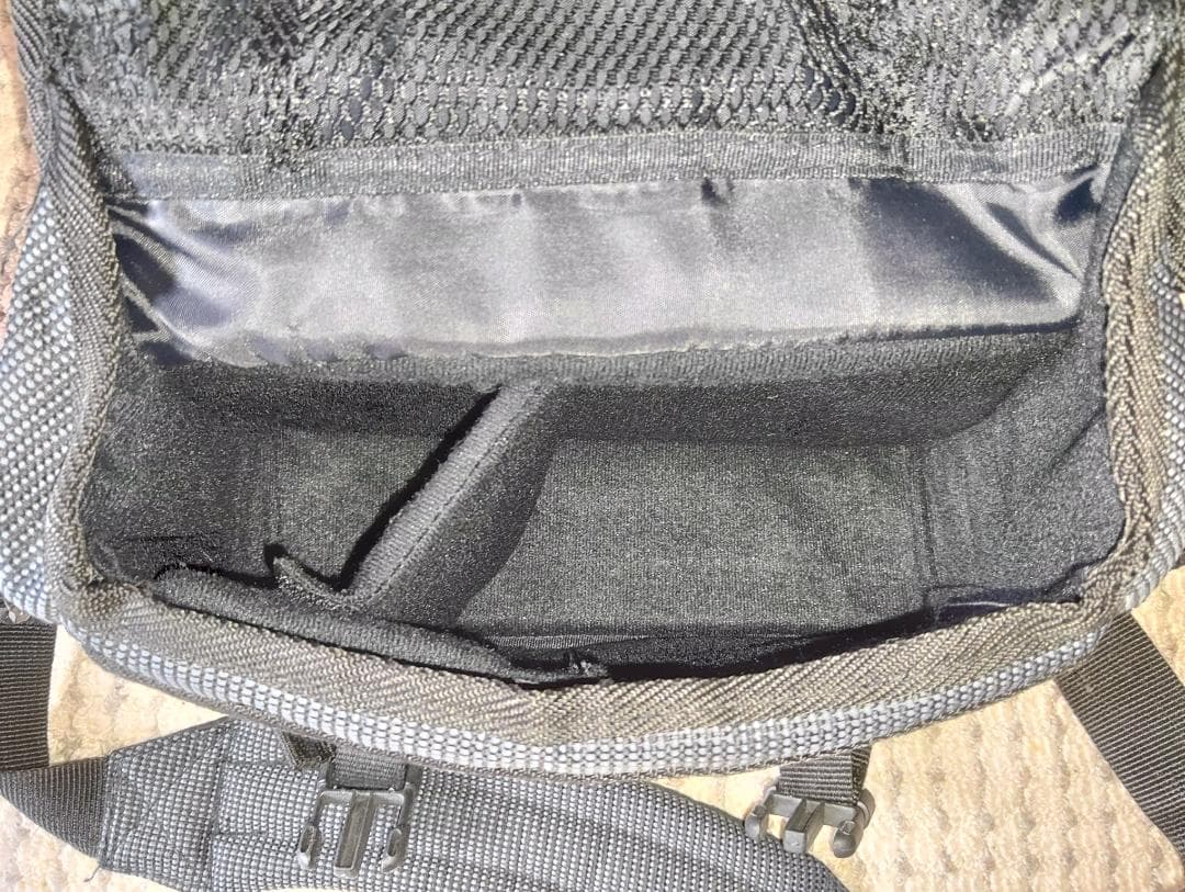 Ｃａｎｏｎ　ＥＯＳ　Ｋｉｓｓ　Ｘ９ｉ　　デジタル一眼レフ　ボディ　レンズセット