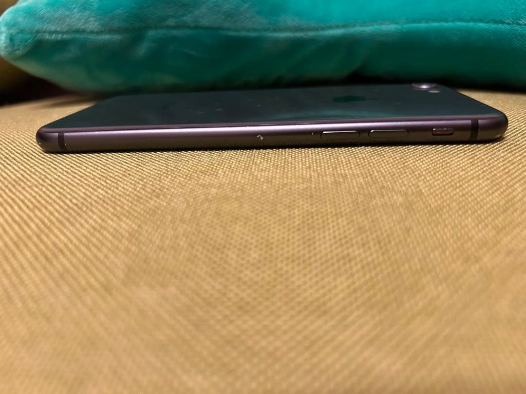 Apple iPhone 8 スペースグレイ 本体 docomo