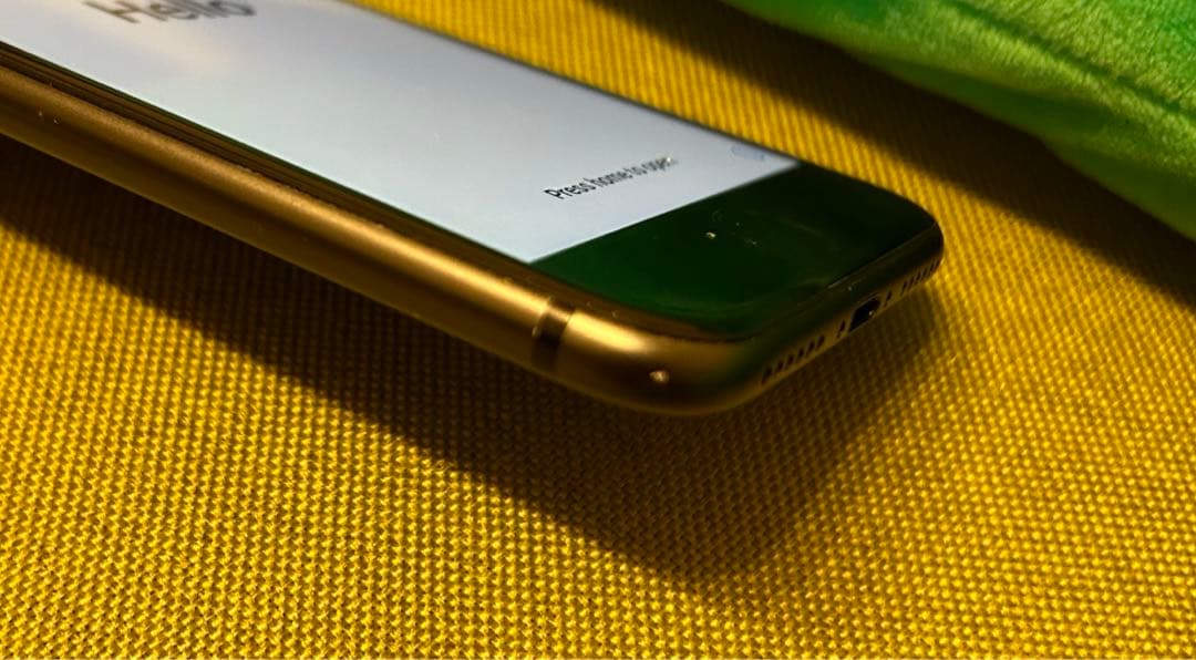 Apple iPhone 8 スペースグレイ 本体 docomo