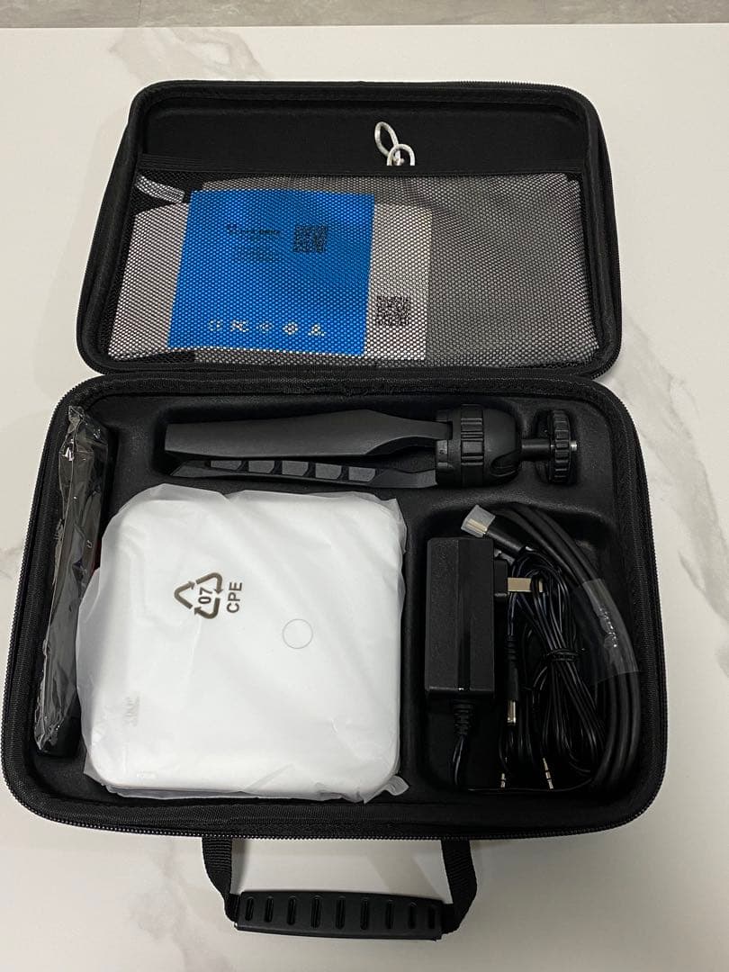 【美品】カベーニ PRO2 フルHDモバイルプロジェクター 2024モデル