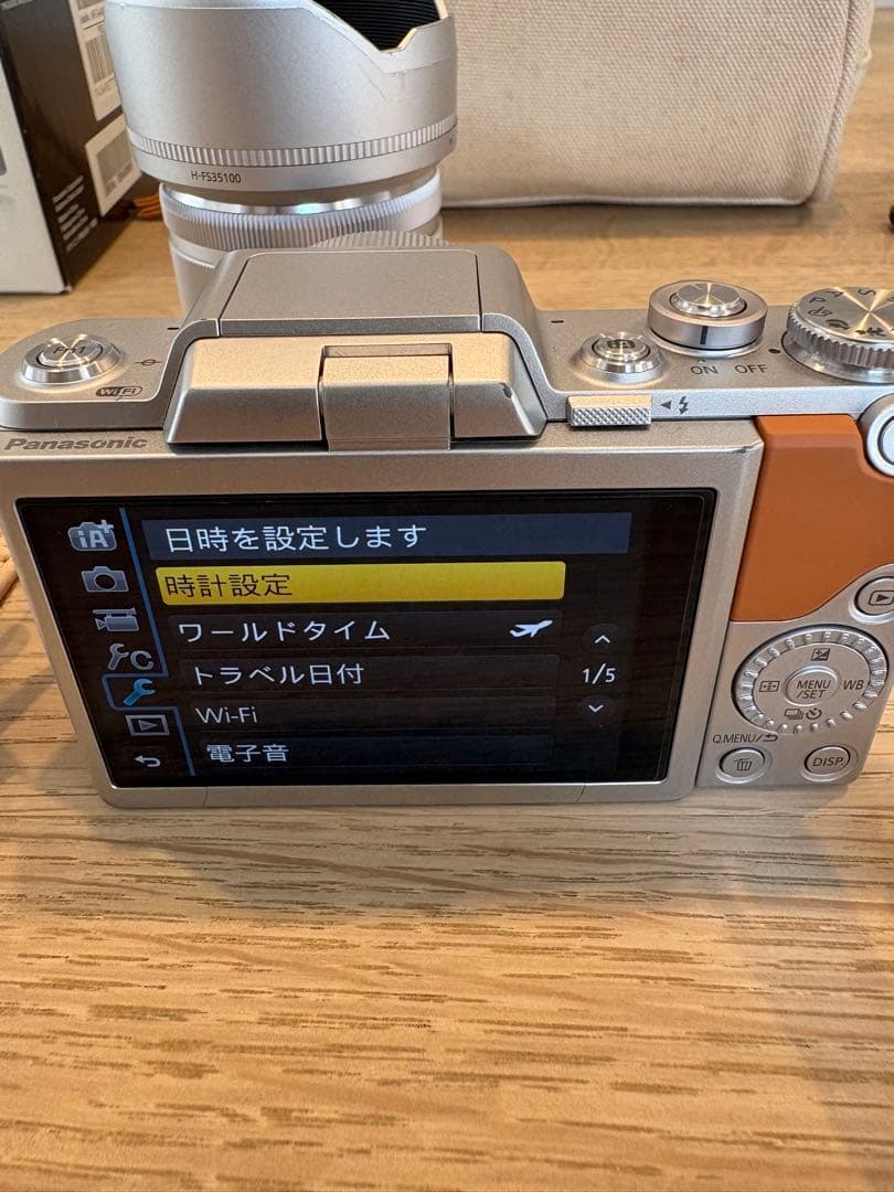 デジタルカメラ Panasonic LUMIX G DMC-GF7W