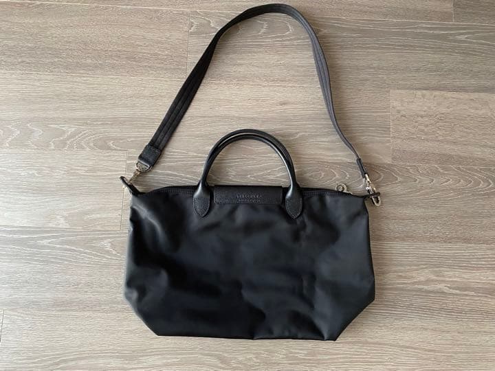 LONGCHAMP ロンシャン ル・プリアージュ ネオ ショルダーバッグ M