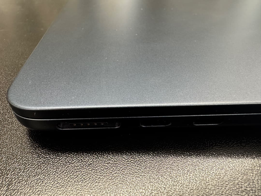 M2 MacBook Air メモリ16GB 256GB バッテリー100%