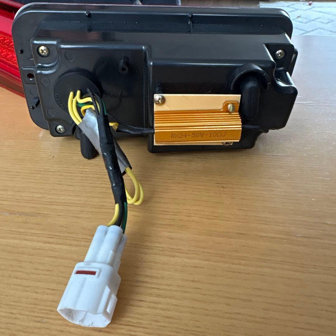 ダイハツ ハイゼットトラック　前期フルLEDテールランプ