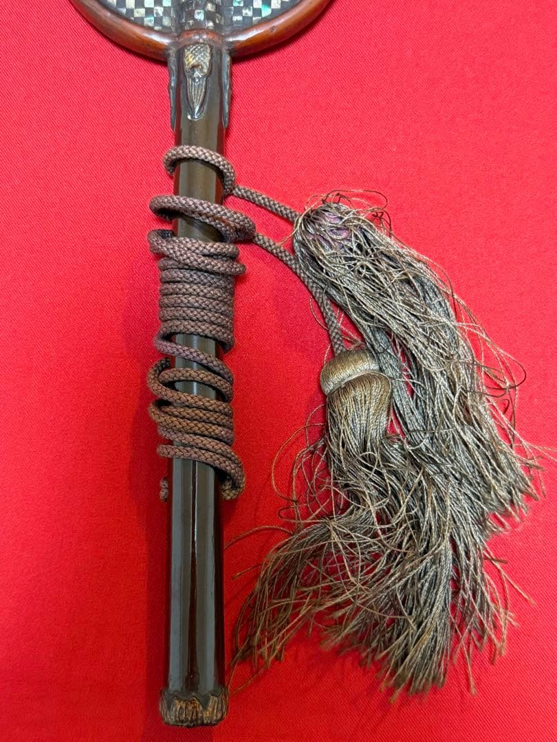 中国美術 螺鈿細工 竹組 朱黒漆螺鈿漆蒔絵軍配 大漆嵌螺鈿軍配団扇 古武具 唐物