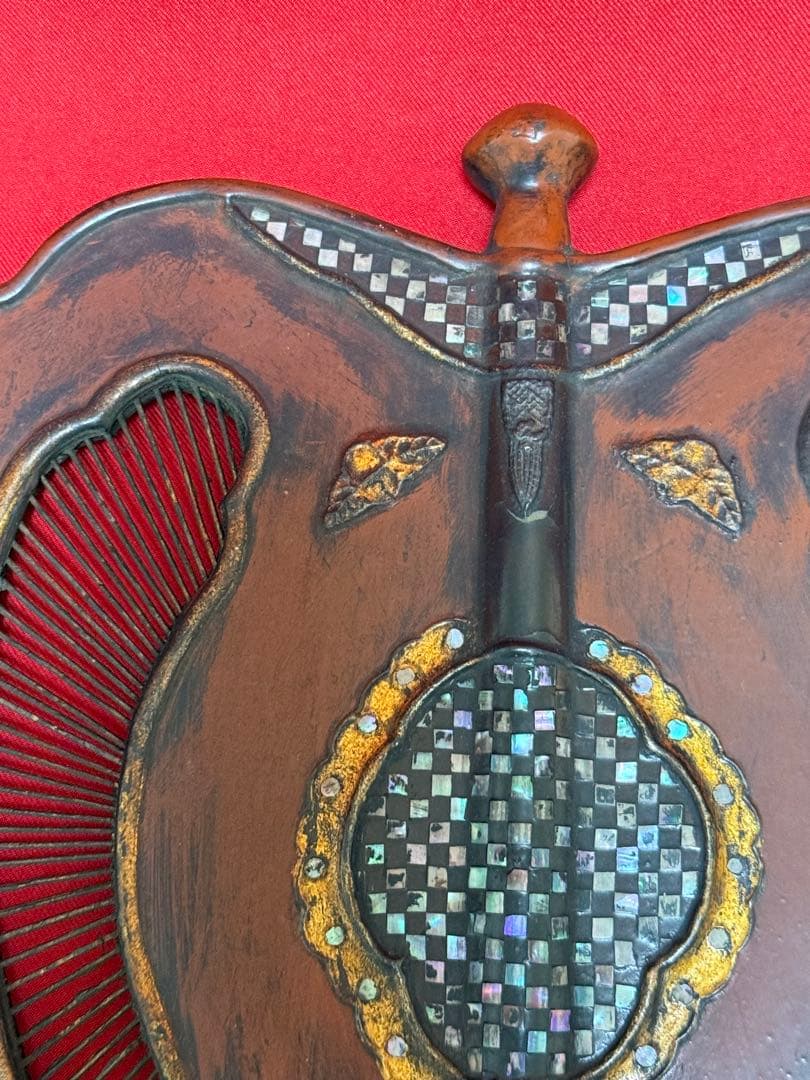 中国美術 螺鈿細工 竹組 朱黒漆螺鈿漆蒔絵軍配 大漆嵌螺鈿軍配団扇 古武具 唐物